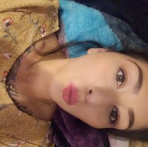 Meet your Posher, Anastasia